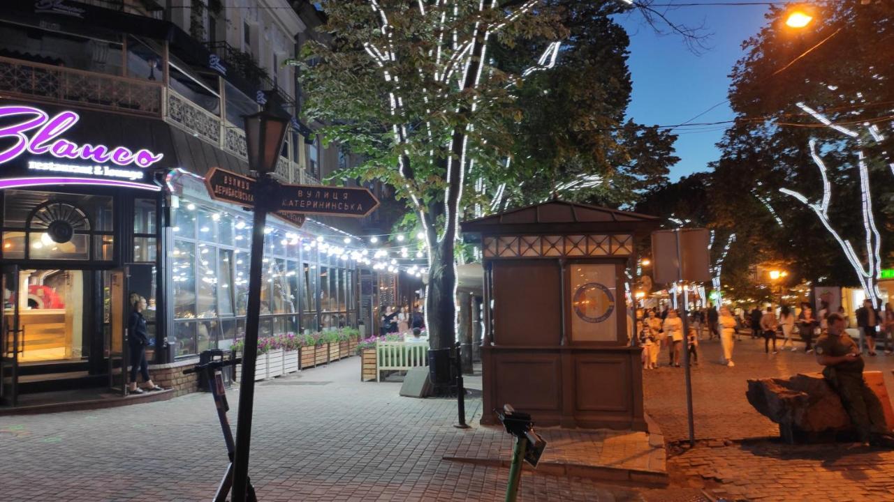 Квартира На Дерибасовcкой Odessa Zewnętrze zdjęcie